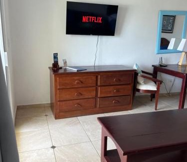 Cabarete Apartamento | Agualina Kite Hotel Oceanfront Apartments