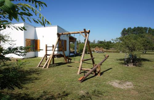 Chajari Casa | "AGUAPÉ" Alojamiento rural con PILETA