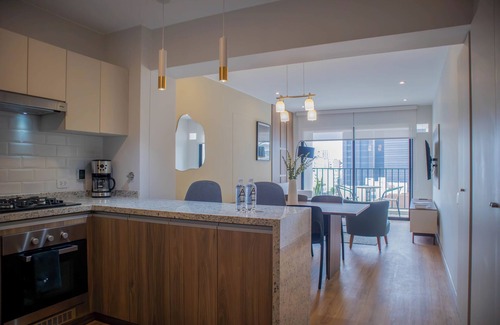 Miraflores Apartamento | Aguirre by Wynwood House
