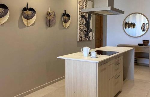 Pointe Aux Piments Apartamento | AH-10 - Luxury 3 BR Beach Apartment in typical island village by Althea