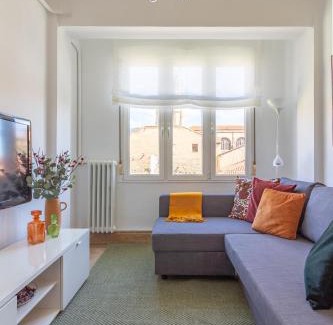 Old Town Apartamento | AH La Crème de la Crème Oviedo VUT6990AS