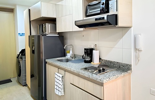 Usaquen Casa | AH/Loft con Alexa, Parking, Coworking, Usaquén