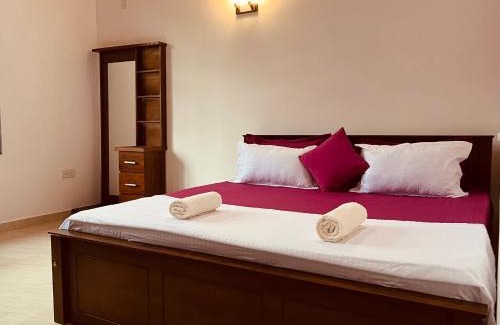 Negombo Cama Y Desayuno | Ahasna Airport Villa