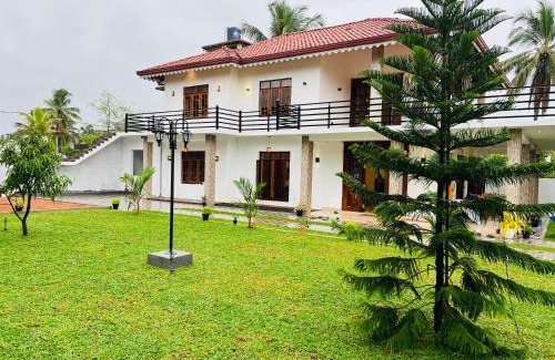 Negombo Cama Y Desayuno | Ahasna Airport Villa