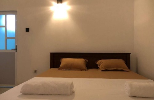 Negombo Cama Y Desayuno | Ahasna Family Villa