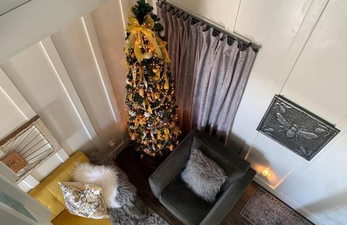 Levelland Casa | Ahava Honey Farm Cottage