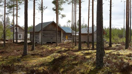 Kauhajoki Chalet De Esquí | Ahmalammen mökkikylä