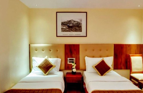 Brookefield Hotel | Ahom Comfort