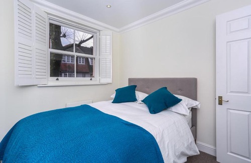 Earl's Court Apartamento | Ahometorent - Charming Apartment