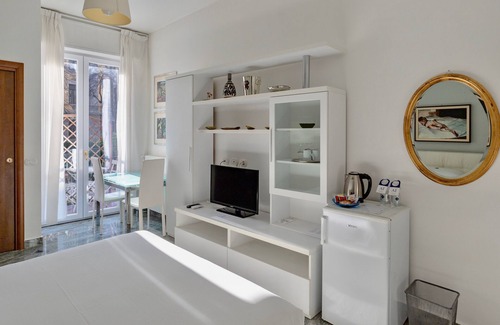 Chiesa Rossa Casa | Aiello Suites Executive