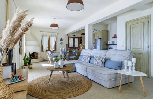 Xanthi Region Villa | Villa con piscina privada con vistas al mar en una ubicación muy tranquila, Wi-Fi sin vecinos