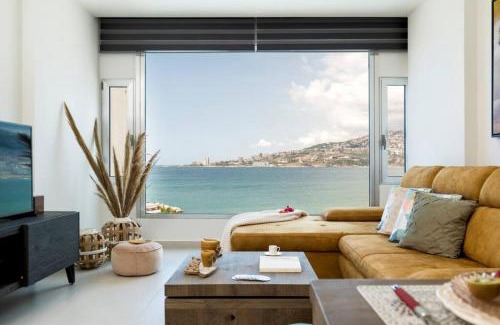 Jounieh Apartamento | Aigue Marine Beachfront - Splendid View Chalets on Jounieh Bay
