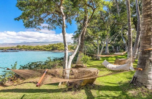 Kamuela Casa | Aina Malia ~ Ocean Front