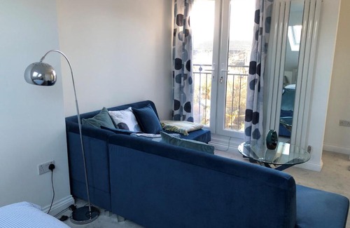 Larkswood Casa | Ainslie Loft in Chingford, London
