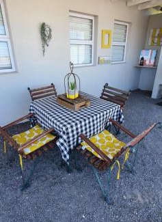 Langebaan Casa | Aintree Farm Cottage