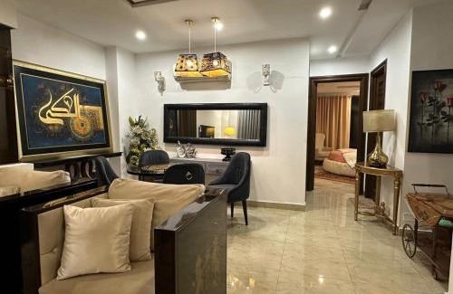 Loralai District Apartamento | Air avenue luxury appartment phase 8 DHA lahore