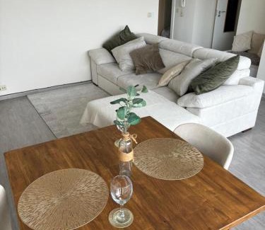 Sint-Jans-Molenbeek Apartamento | Air Bey Penthouse