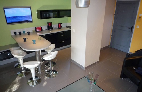 Montboucher-sur-Jabron Casa | Piscina de una casa unifamiliar con aire acondicionado en el Golf de la Valdaine en Drôme Provenzal