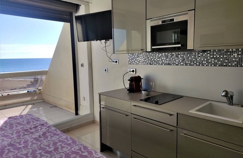 Naturist Village Apartamento | Estudio climatizado para 2 con parking y wifi