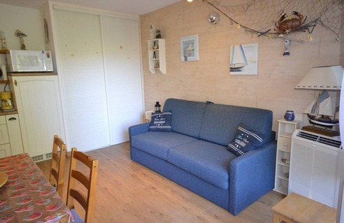 La Faviere Apartamento | HERMOSO APARTAMENTO DE 2 HABITACIONES COMPLETAMENTE RENOVADO