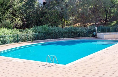 La Bocca Nord Apartamento | Air-conditioned apartment with furnished terrace, tennis court & a garage