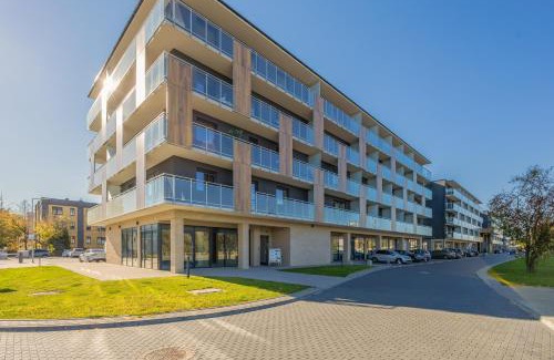 Ursynow Apartamento | Air Conditioned Apartment in Warsaw with Parking, Desk and Balcony by Noclegi Renters