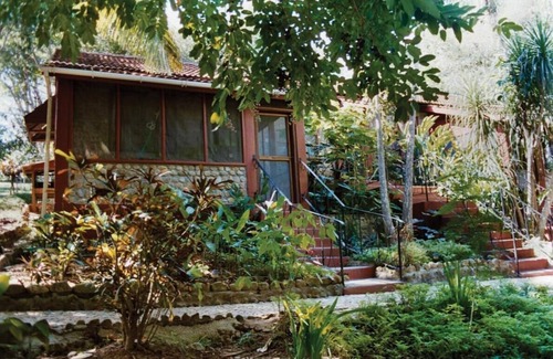 Negroman Villa | Air-Conditioned Casita w/ Private Entrance, Screened-In Porch, & Great View
