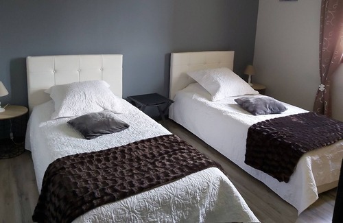 Calvinet Casa | Casa rural con aire acondicionado ideal para una familia en el campo para 4 personas