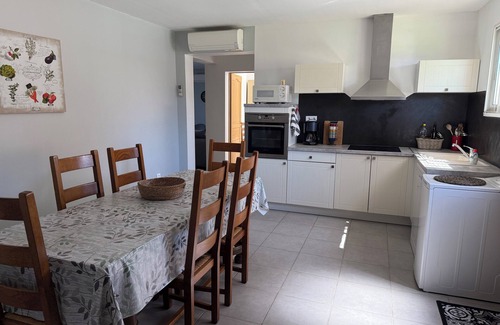 Salin-de-Giraud Casa | CAMARGUE CASA DE PUEBLO 8 PERSONAS