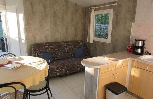 Soulac-sur-Mer Chalet De Esquí | Air-conditioned chalet, heated swimming pool, pets allowed