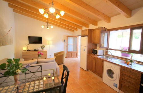 Soller Casa | Casa de vacaciones con aire acondicionado, piscina, terraza, vistas a la montaña y Wi-Fi