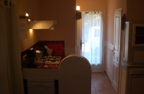 Salernes Casa | CASA CON AIRE ACONDICIONADO CON PISCINA EN SALERNES 6 PERSONAS