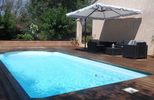 Le Luc Casa | Villa provenzal, aire acondicionado, con piscina climatizada, spa y suite principal.