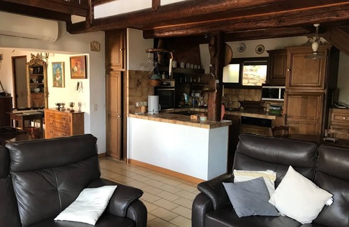 La Couronne Villa | Villa junto al mar con aire acondicionado, capacidad para 9 personas, piscina privada, terreno de petanca