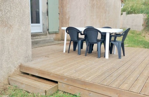Bessas Casa | Air-conditioned single-storey house on 900 m2 of land in a village in southern Ardèche