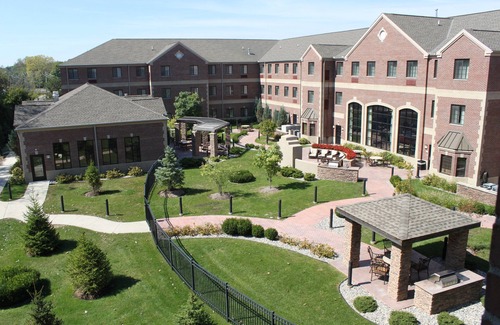 Indianapolis Apartamento | Estudio con aire acondicionado | Desayuno gratis, acceso a la piscina + centro de negocios en el lugar