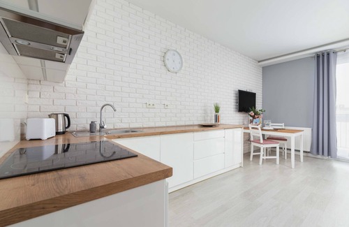 Krakow Apartamento | Air-conditioned studio | Balcony, Parking | Cracow