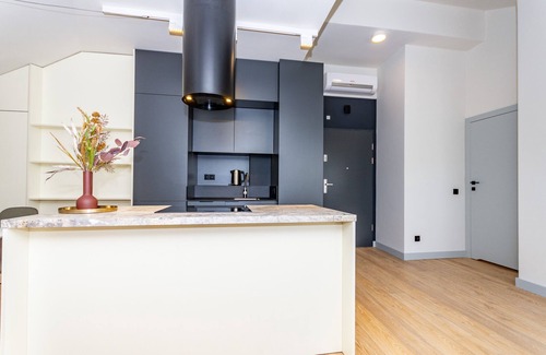 City Centre Apartamento | Air-conditioned Studio in the heart of City Center.