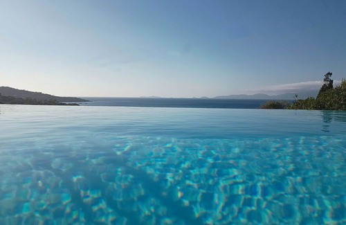 Portigliolo Villa | Villa con aire acondicionado - Piscina - Excepcional vista al mar - 200 m del mar