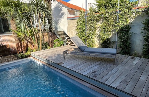 La Rochelle Casa | Air-conditioned villa with pool 5 minutes' walk from the old port and beach