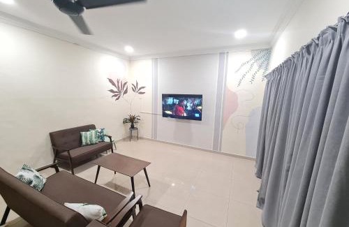 Simpang Casa | Air-home M3 Simpang near Aulong Econsave, 4BR, 10pax, Netflix