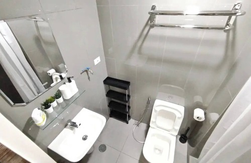 San Antonio Apartamento | Air Residences-The House of Five