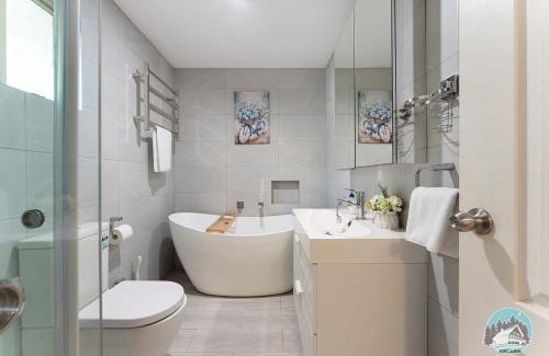 Seven Hills Casa | Aircabin - Seven Hills - Lovely - 3 Beds Townhouse