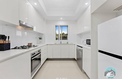 Wentworthville Apartamento | Aircabin - Wentworthville - 2 Beds Apt Free Park