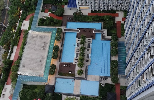Pandacan Apartamento | Aircon Budget Room for 4 persons - good for groups and families