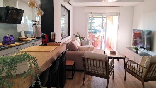 Sanlucar de Barrameda Apartamento | Aires de Doñana. Piscina y Playa. Parking gratis.