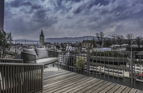 Niederdorf Apartamento | Airhome Limmatquai River View Apartment