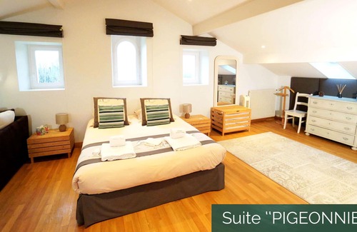 Arbanats Casa | Casa-Exclusivo-Baño Privado-Vista al campo-5* Office du Tourisme