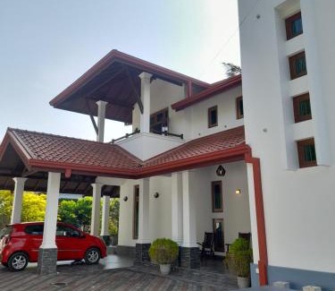 Andiambalama Casa | Airport A4 Travelers Lodge - Free Airport Pick Up & Drop 24HRS