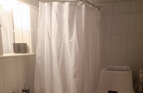 Agia Paraskevi Casa | Airport-Athens house 20' both directions by car. Family-sized & pets friendly!